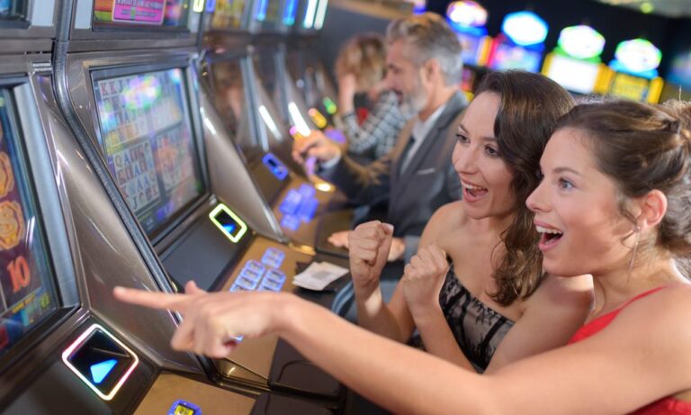 Role of Must Drop Jackpots in Online Slot Games