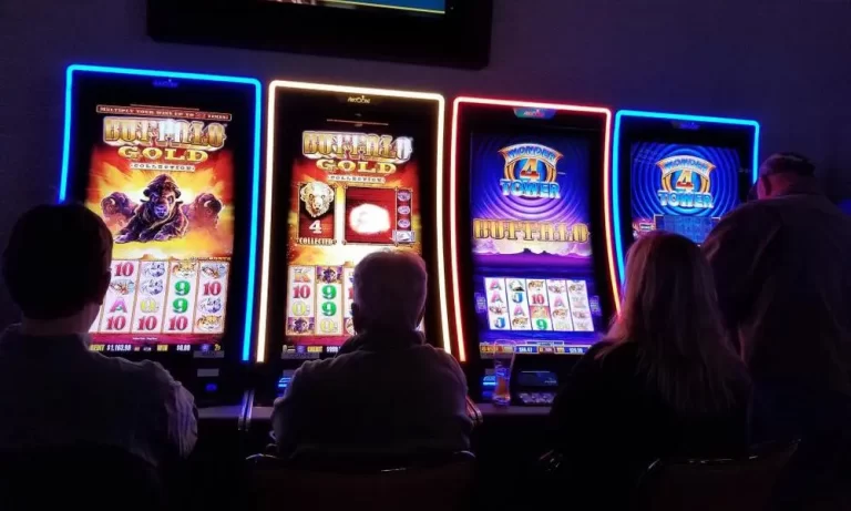 How do slot game soundtracks enhance the experience?